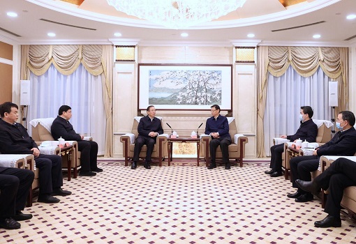 國家電網(wǎng)董事長辛保安、總經(jīng)理張智剛與江蘇省省長許昆林舉行會談