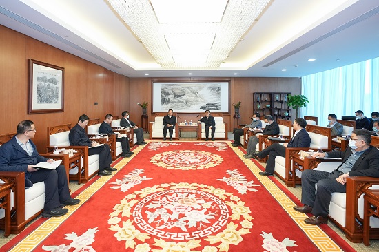 舒印彪鄧建玲會見哈電集團董事長曹志安、總經(jīng)理吳偉章