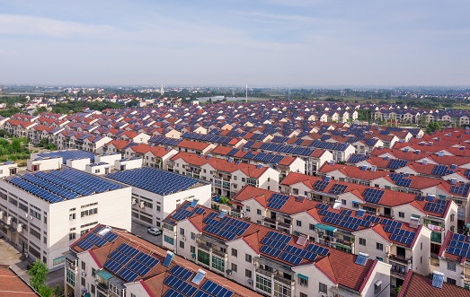 【兩會】南存輝委員：建議戶用光伏電力納入綠電、綠證、碳排放權(quán)交易市場