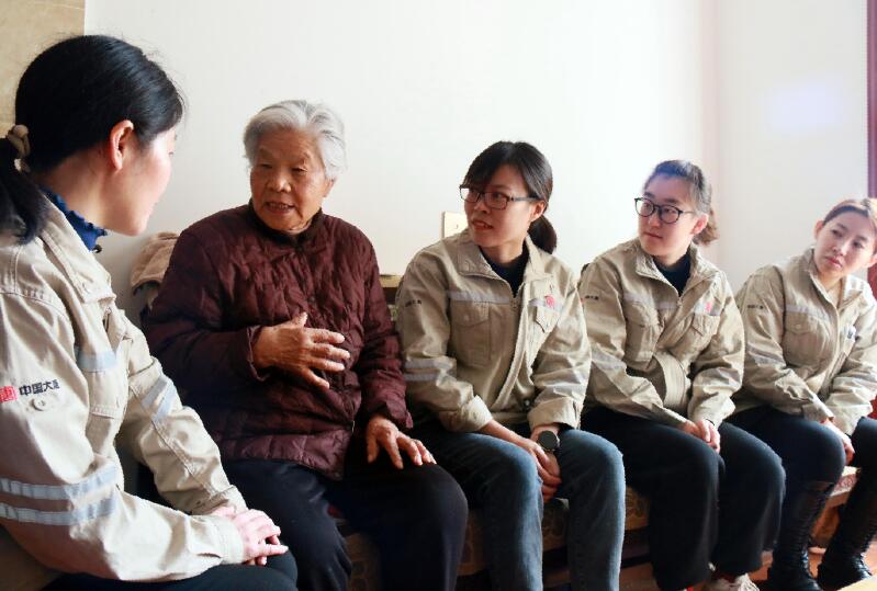 別樣?jì)D女節(jié)，溫暖老人心