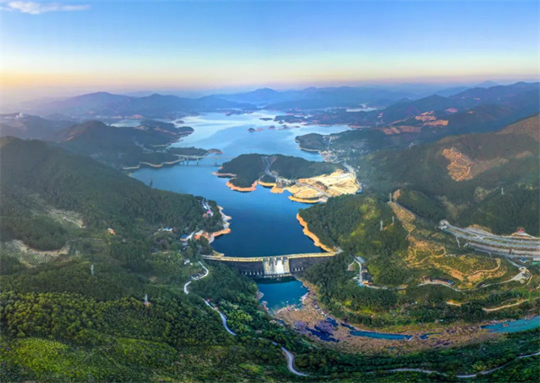 華電福建公司不負(fù)春光趕秋實，“雙碳”路上奮楫行