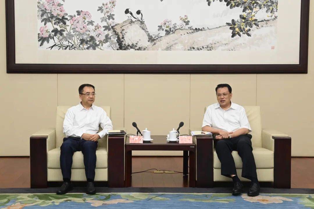 大唐集團(tuán)公司黨組書記、董事長(zhǎng)鄒磊拜會(huì)浙江省委書記、省人大常委會(huì)主任袁家軍