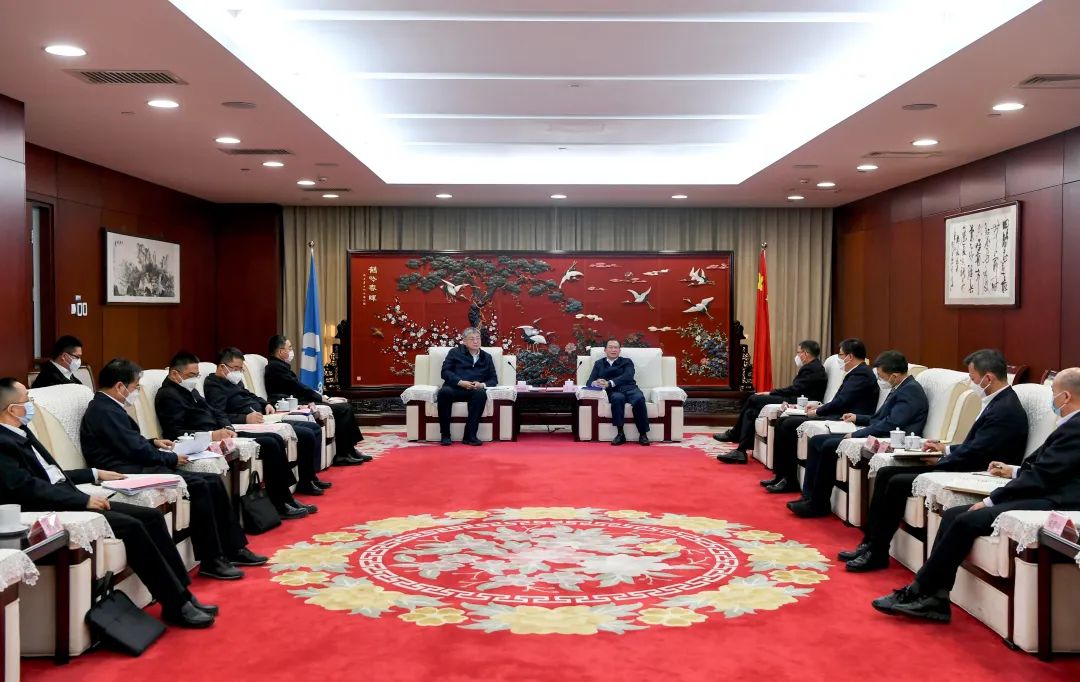 中國華電黨組書記、董事長江毅會見國家能源集團(tuán)黨組書記、董事長劉國躍