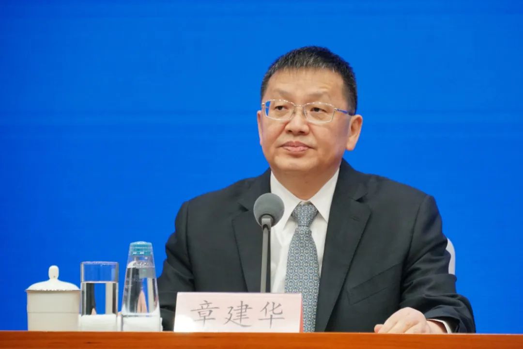 國家能源局長： 聚焦全國統(tǒng)一電力市場體系，做好市場建設(shè)和市場監(jiān)管工作