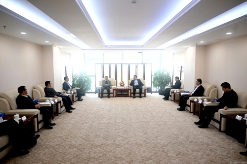 中國(guó)電建黨委常委、副總經(jīng)理王小軍會(huì)見(jiàn)大理州委副書(shū)記肖創(chuàng)勇
