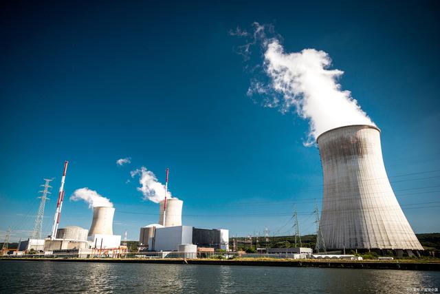 核電報(bào)告：綠電基建大時(shí)代，核電迎再次騰飛