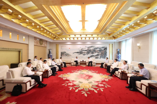 中國電建黨委副書記、總經(jīng)理王斌與山東省委常委、煙臺市委書記江成會談