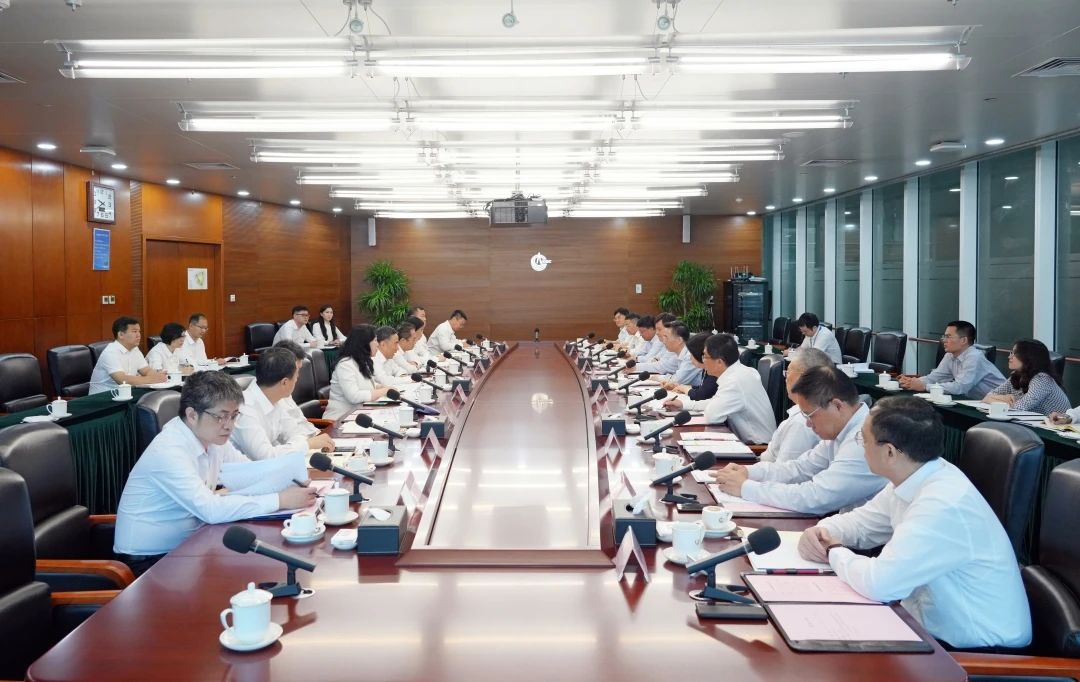 中國(guó)能建黨委書記、董事長(zhǎng)宋海良與中國(guó)海油黨組書記、董事長(zhǎng)汪東進(jìn)會(huì)談