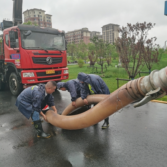 聞“汛”而動，彰顯央企擔當——水電三局雄安項目全力奮戰(zhàn)防汛搶險第一線