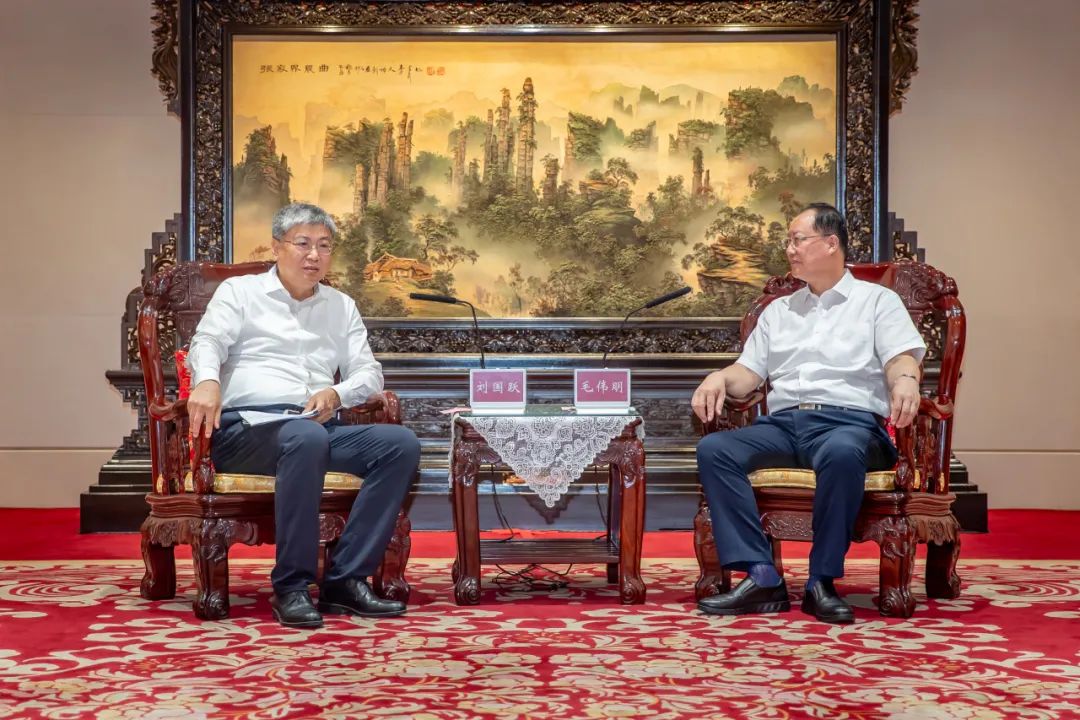 國家能源集團黨組書記、董事長劉國躍拜會湖南省委副書記、省長毛偉明