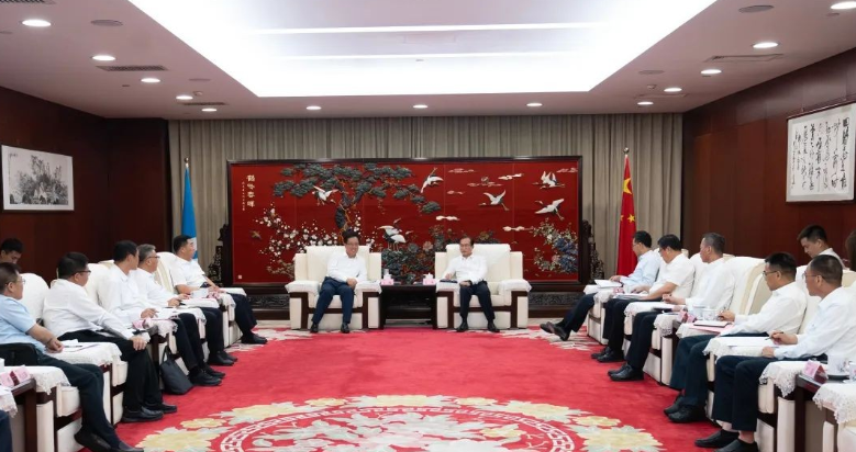 中國華電董事長江毅與秦皇島市委書記王曦舉行會(huì)談