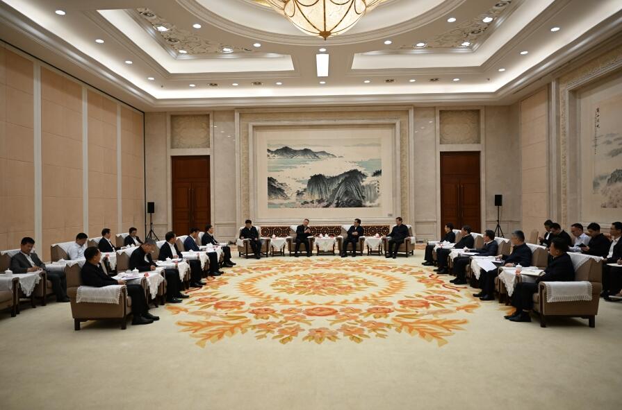 三峽集團(tuán)董事長、黨組書雷鳴山拜會江蘇省委書記信長星、 省長許昆林