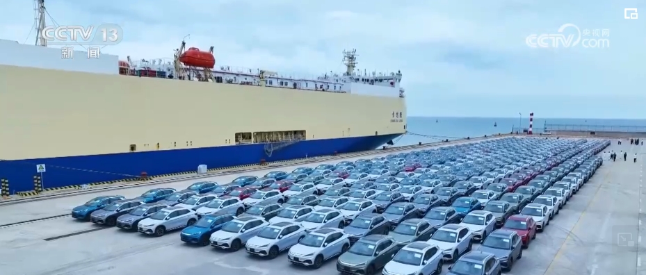 國產(chǎn)新能源車“出?！薄凹肌毙刑煜?再亮“黑科技”
