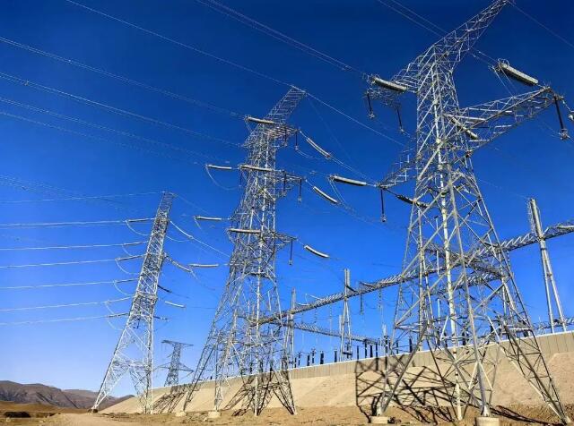 青?，敔枔跛娬?30千伏輸電線路全面竣工