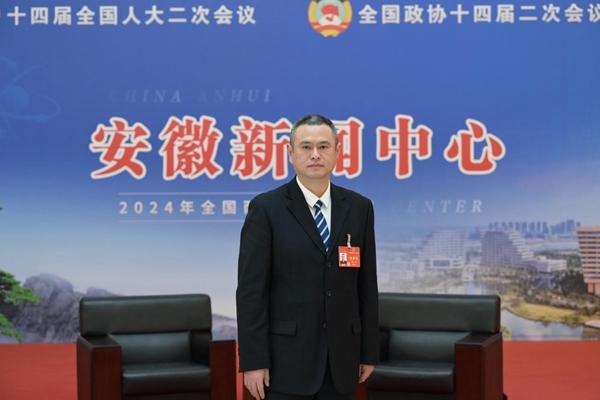 程韜代表：支持引入新質(zhì)生產(chǎn)力，鼓勵(lì)新能源商用車(chē)發(fā)展