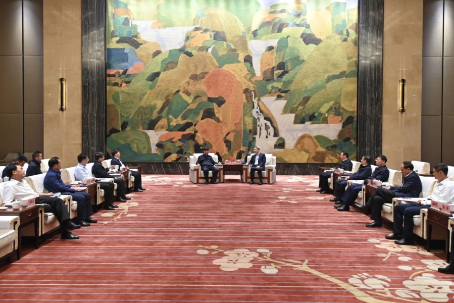 武漢市委書記郭元強(qiáng)、市長程用文會(huì)見三峽集團(tuán)董事長劉偉平一行