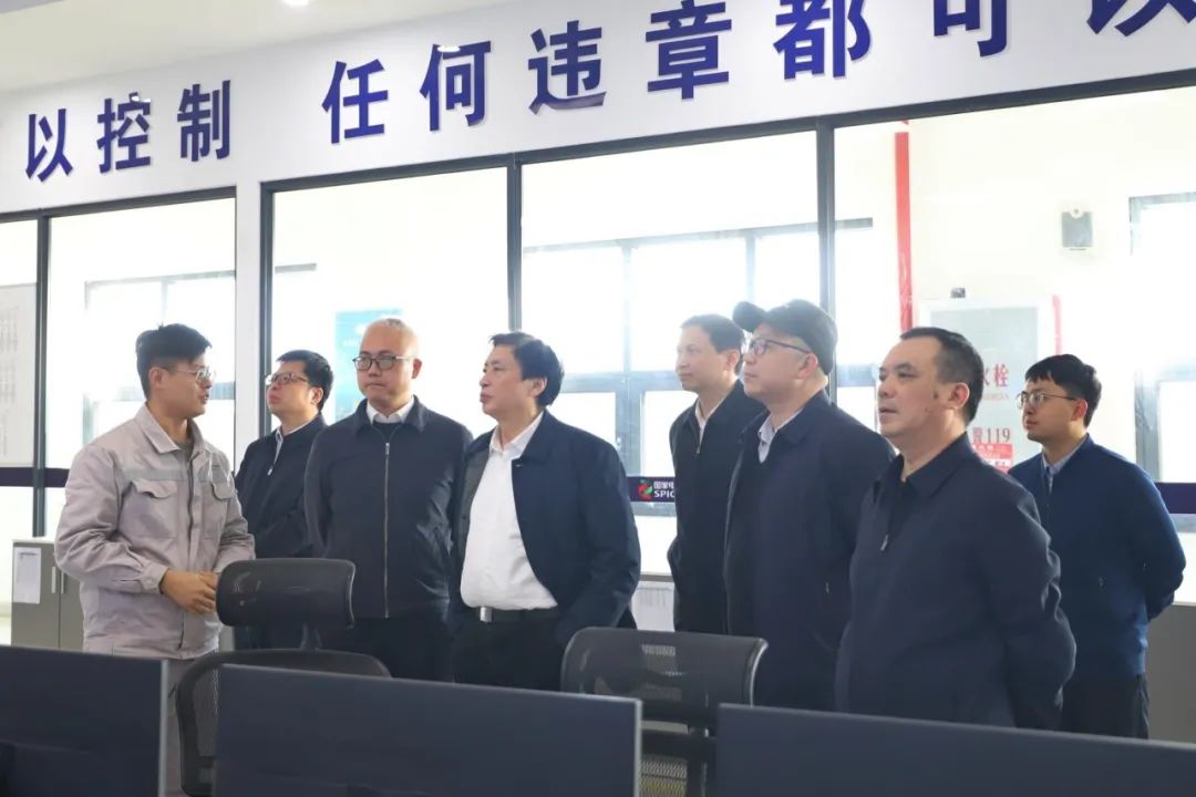 中國工程院院士謝和平調(diào)研前詹風電、前詹港電