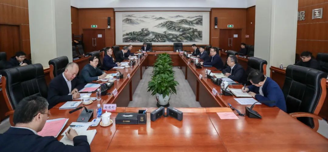 中核集團(tuán)會(huì)見中國(guó)一重董事、總經(jīng)理、黨委副書記呂智強(qiáng)一行